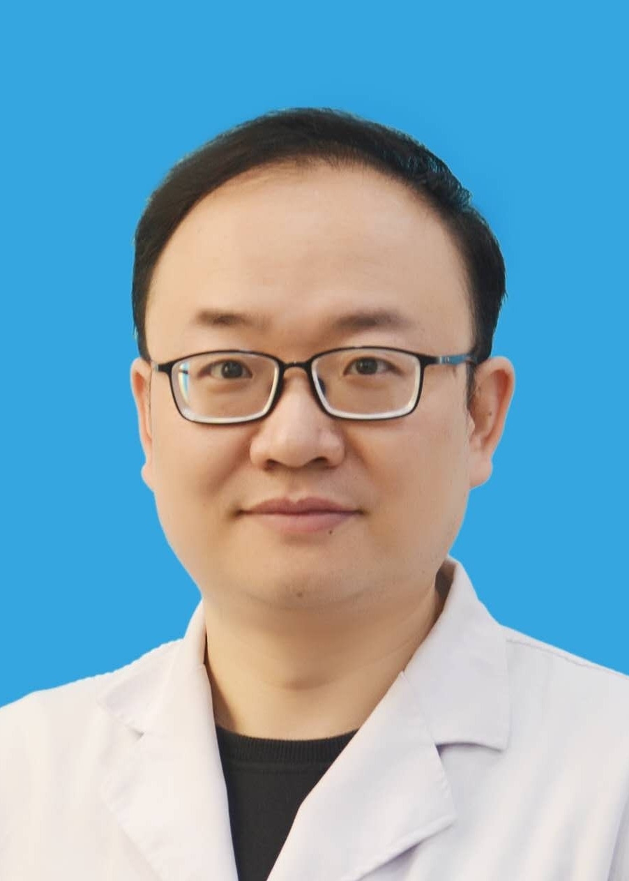  李栋
