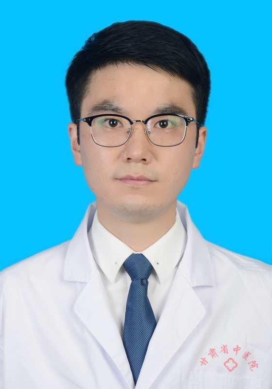  张滕飞