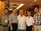 “全国第十四次中医医史文献学术年会”袁仁智、吕有强、扈小健与医史文献分会名誉主委、国医大家余瀛鳌（中）先生及分会副主任委员沈澍农教授（左二）合影