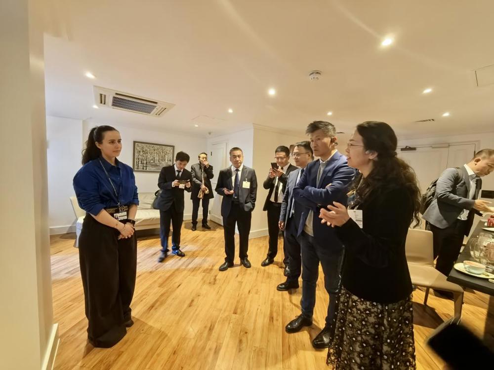 92370f83aa55b141b143ce50c72bf5e